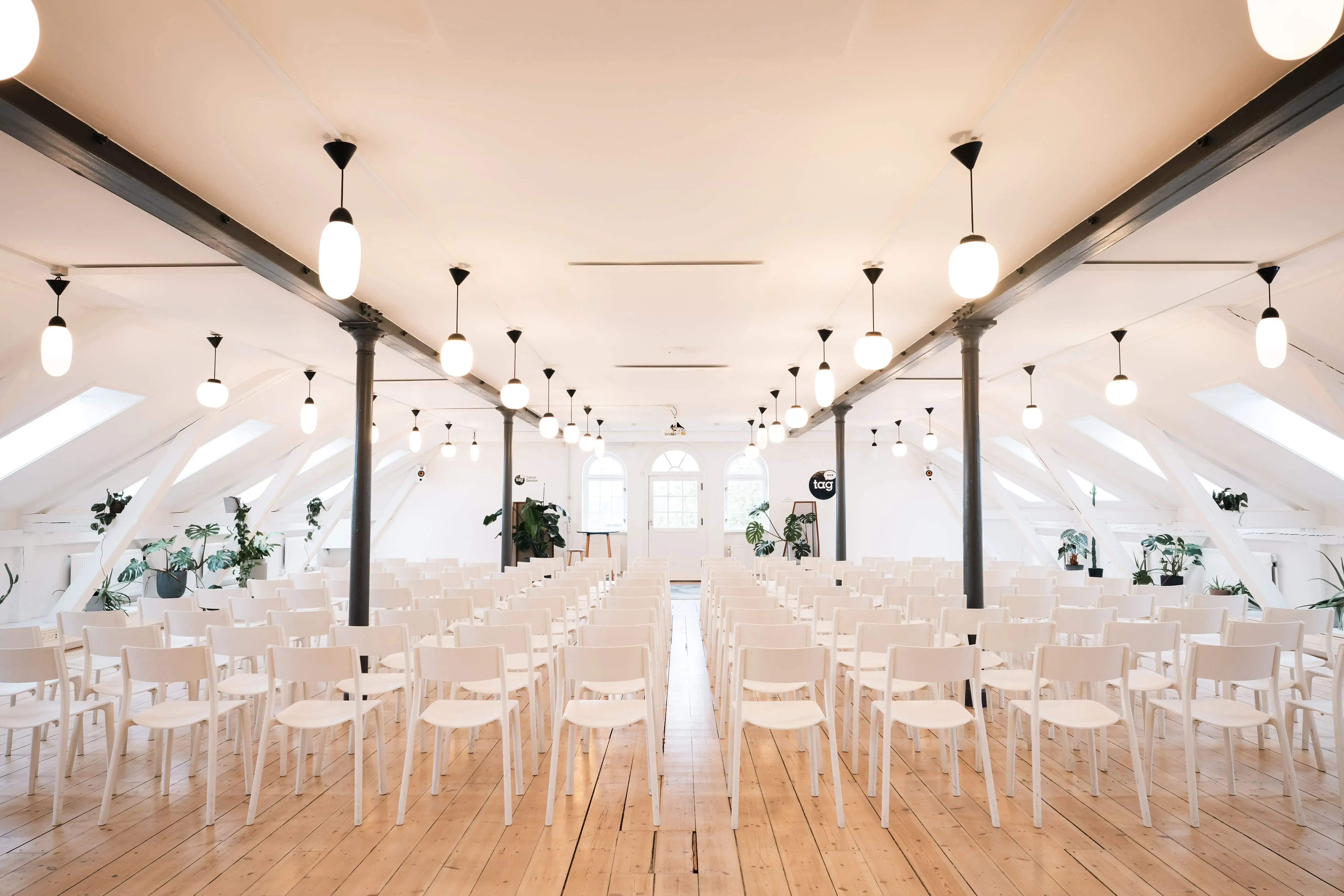 Auditorium setting 2 (6)
